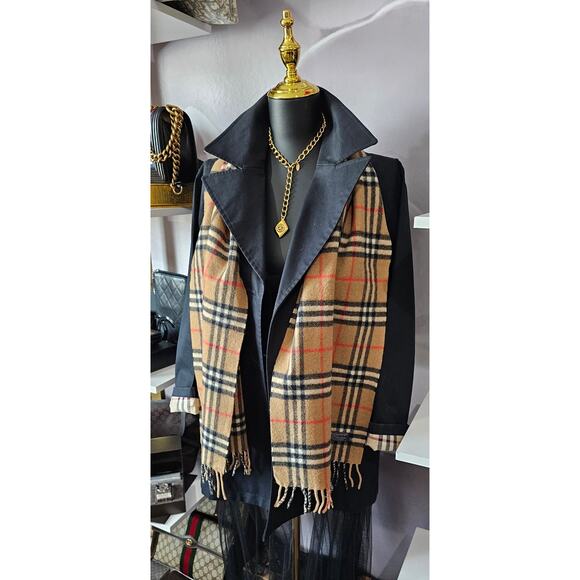 BURBERRYs of London 100% Cashmere Scarf Shawl Nova Check Beige Vintage - Picture 1 of 10